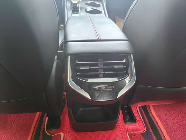 Фото 9 - MG Motor 7