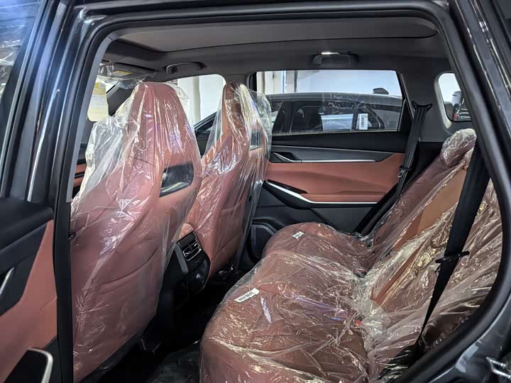 Фото 11 - Changan CS75 Plus