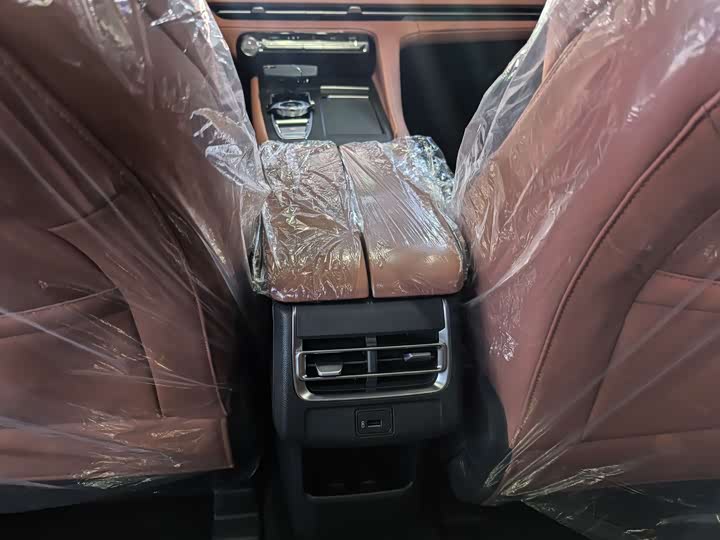 Фото 13 - Changan CS75 Plus