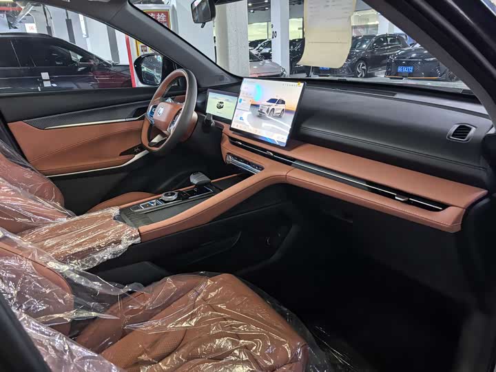 Фото 16 - Changan CS75 Plus