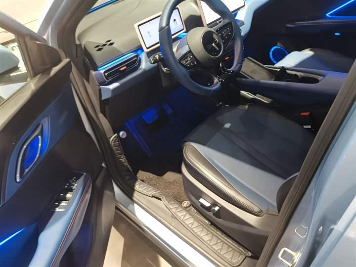 Фото 16 - BYD Seagull