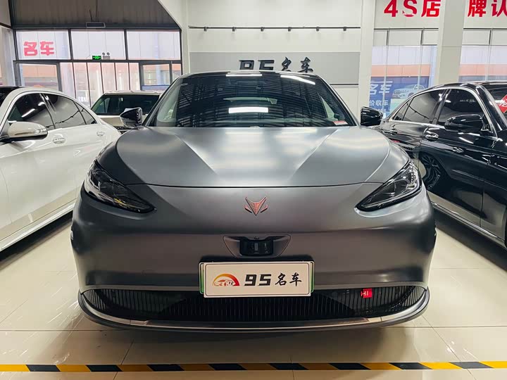 Фото 2 - BAIC Arcfox Alpha S