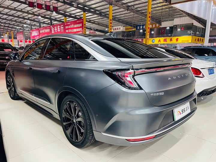 Фото 6 - BAIC Arcfox Alpha S