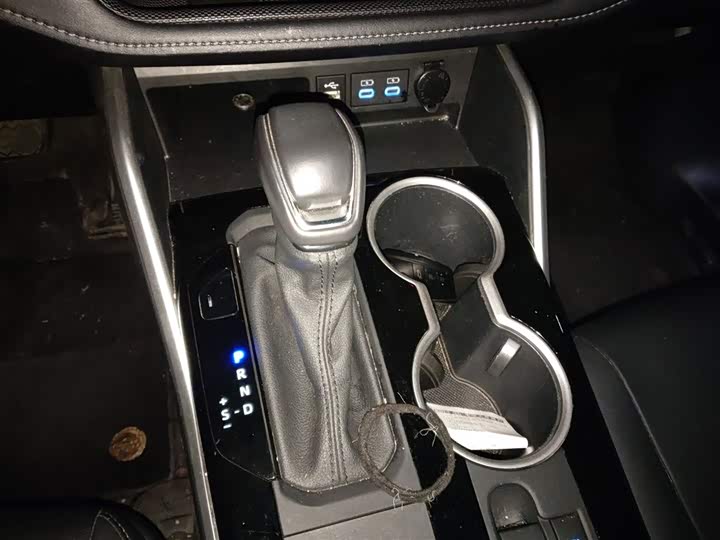 Фото 7 - Toyota Highlander