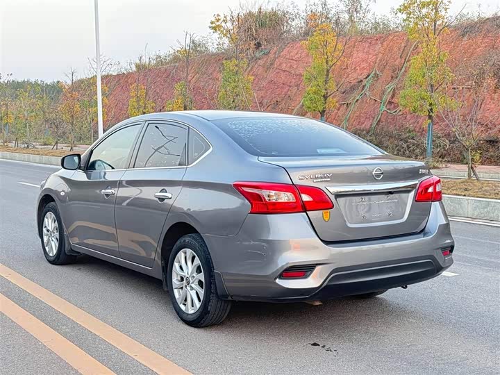 Фото 13 - Nissan Sylphy