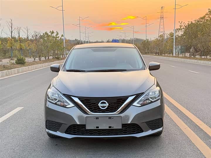 Фото 2 - Nissan Sylphy