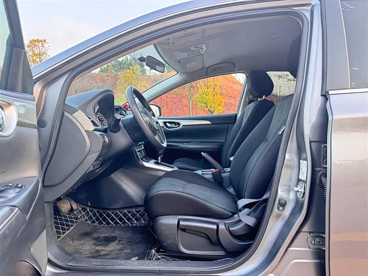 Фото 5 - Nissan Sylphy