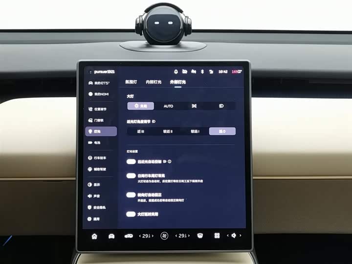 Фото 21 - Nio ET5T