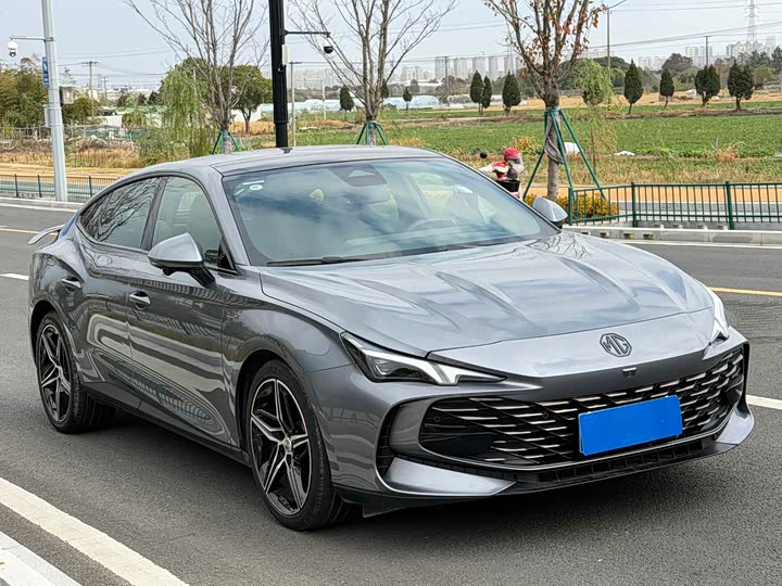 Фото 3 - MG Motor 7