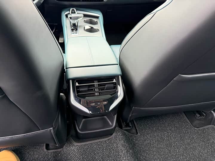 Фото 8 - MG Motor 7