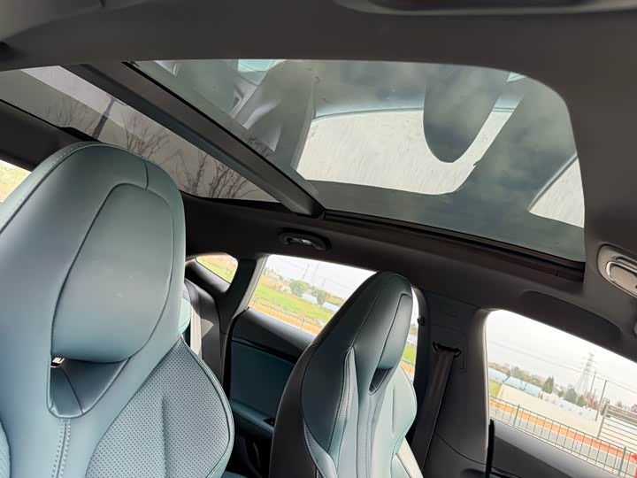 Фото 9 - MG Motor 7