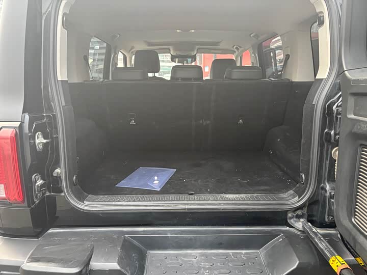 Фото 15 - Tank 300