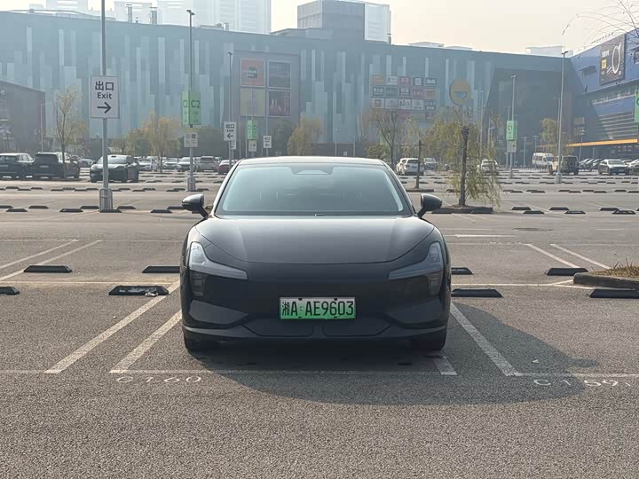 Фото 2 - XPeng Mona M03