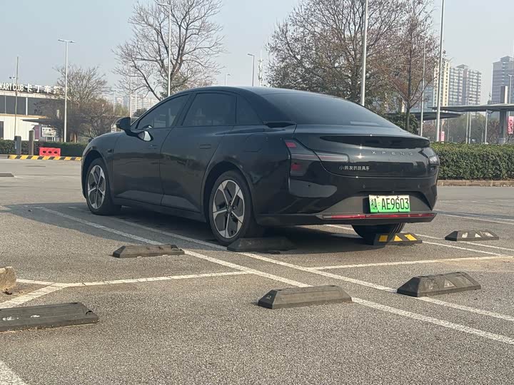 Фото 5 - XPeng Mona M03