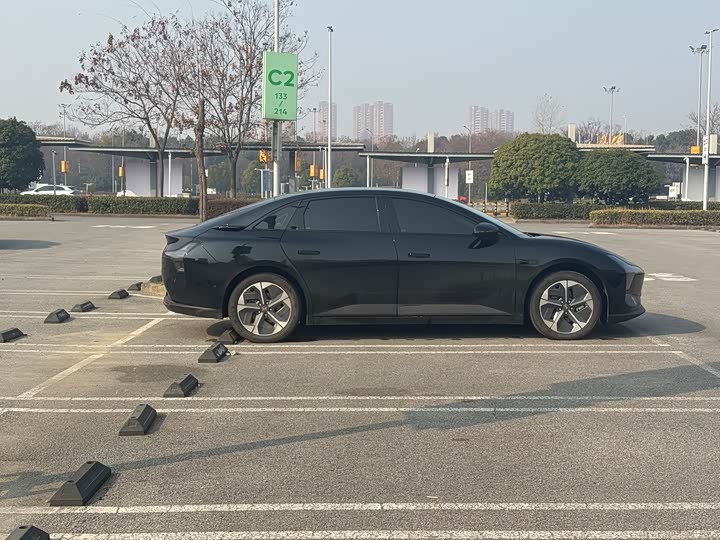 Фото 6 - XPeng Mona M03