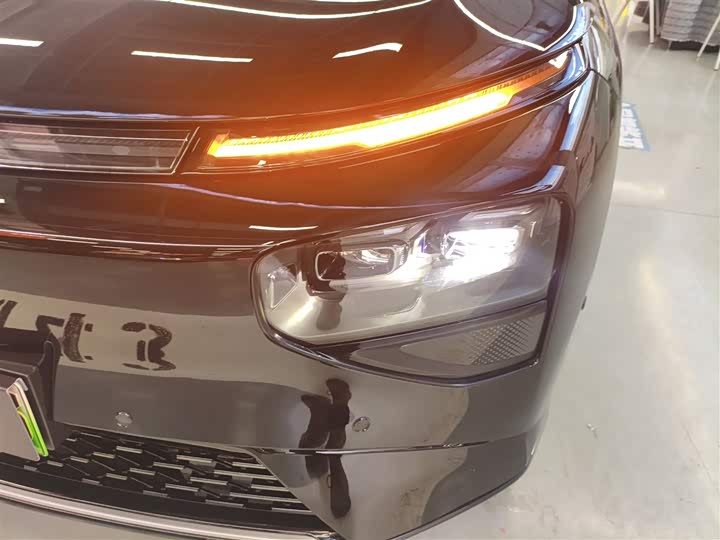 Фото 24 - XPeng G9