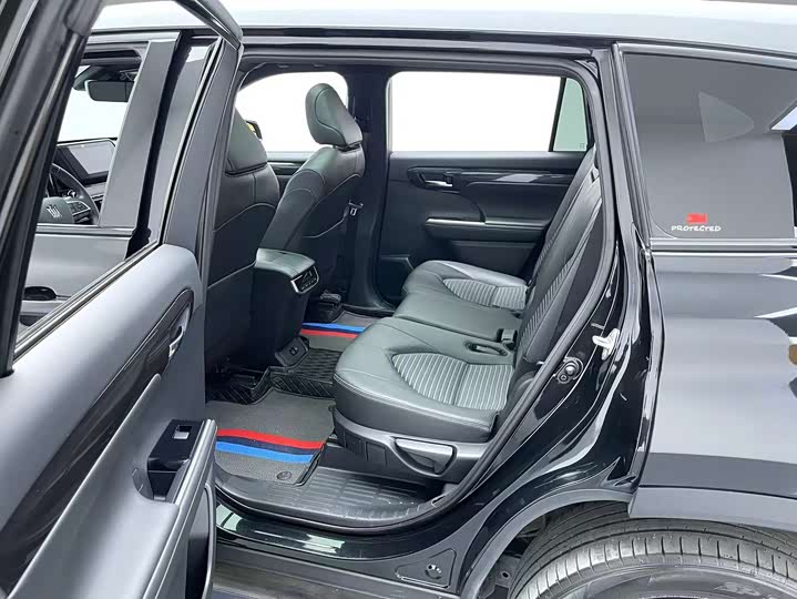 Фото 15 - Toyota Crown Kluger