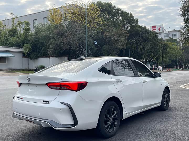 Фото 4 - Buick Verano