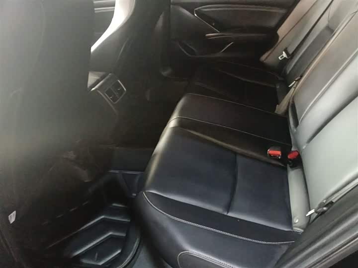 Фото 17 - Honda Inspire