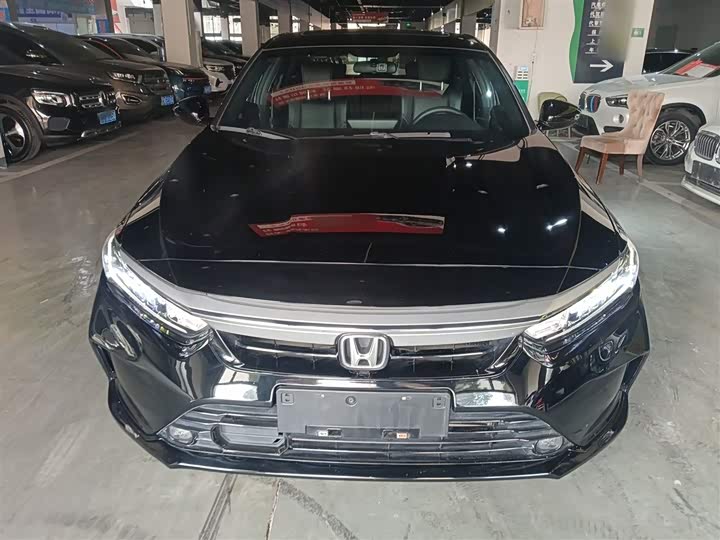 Фото 3 - Honda Inspire