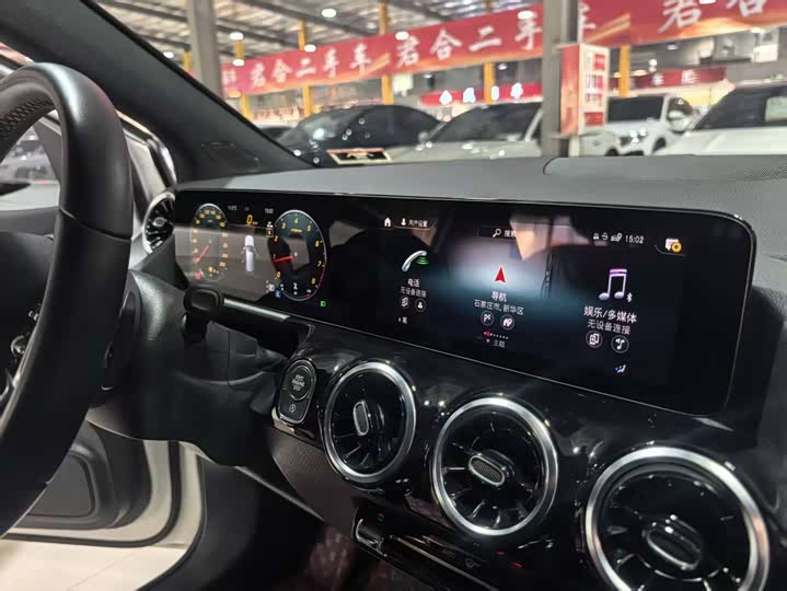 Фото 8 - Mercedes-Benz B-Class