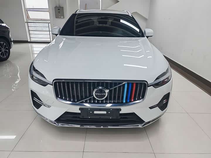 Фото 2 - Volvo XC60