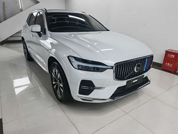 Фото 3 - Volvo XC60
