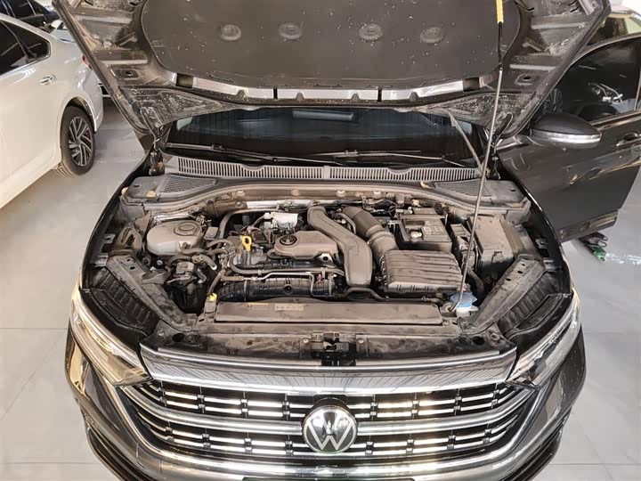 Фото 20 - Volkswagen Sagitar L