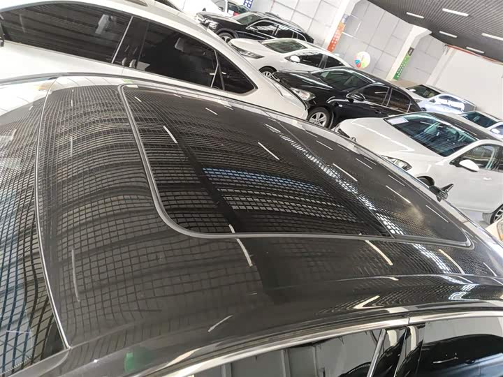 Фото 27 - Volkswagen Sagitar L