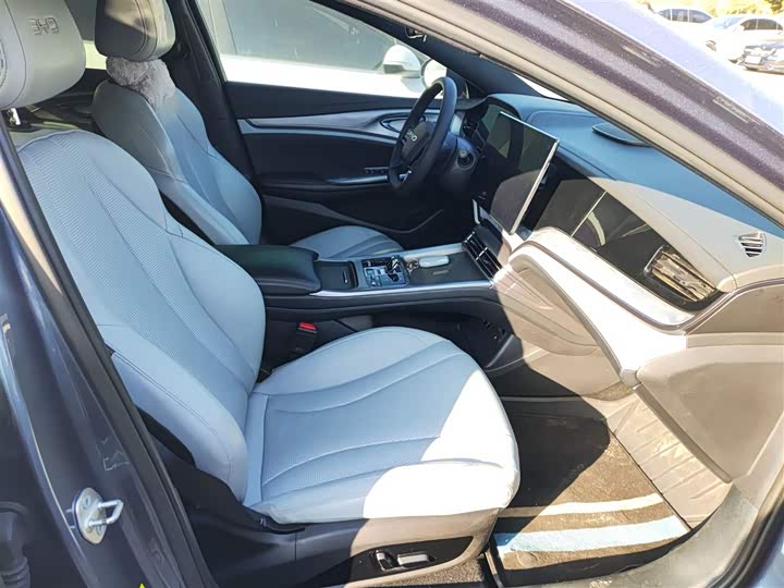 Фото 25 - BYD Seal