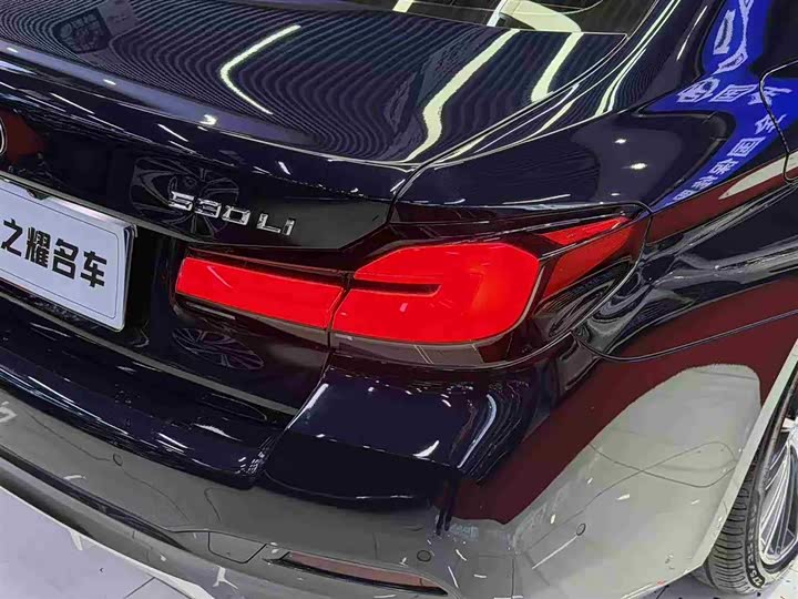 Фото 7 - BMW 5 Series