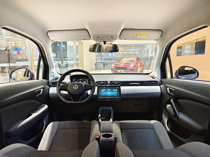 Фото 13 - Leapmotor T03