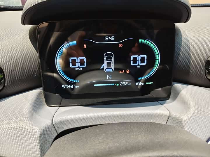 Фото 22 - Leapmotor T03