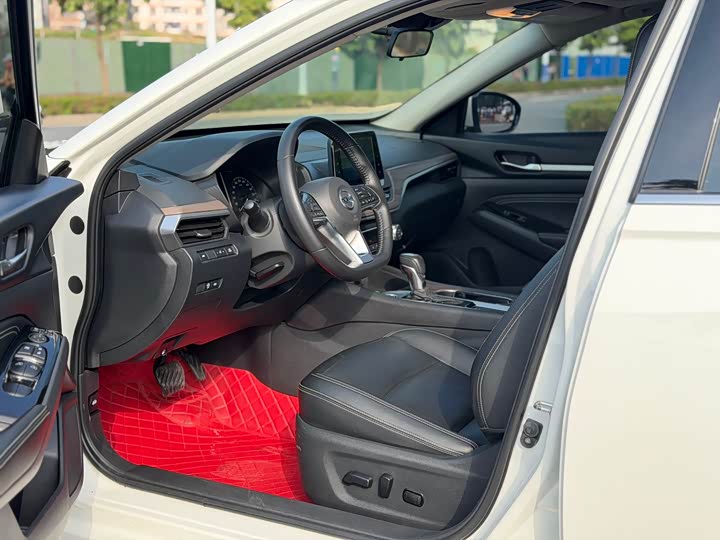 Фото 4 - Nissan Teana