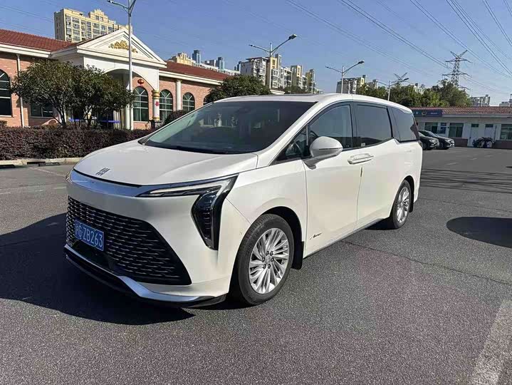 Фото 1 - Buick GL8 Century