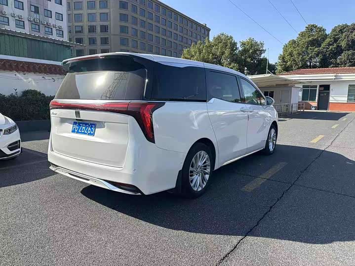 Фото 4 - Buick GL8 Century