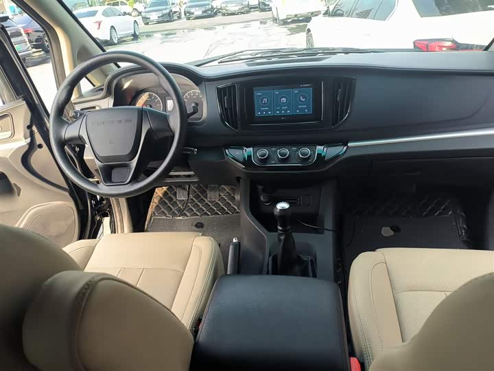 Фото 10 - Dongfeng Forthing Lingzhi M5