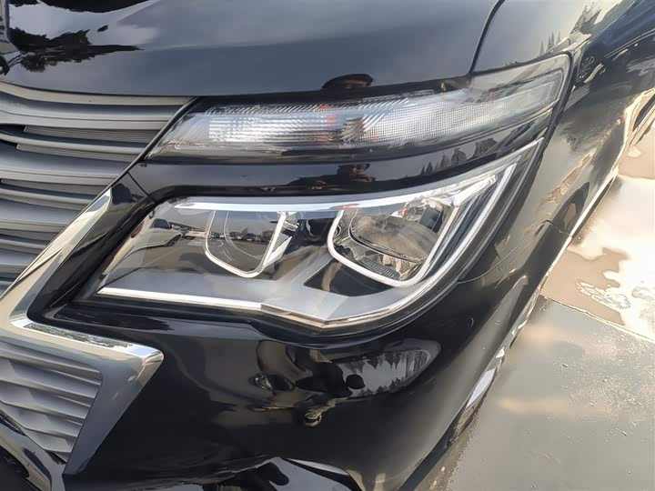 Фото 24 - Dongfeng Forthing Lingzhi M5