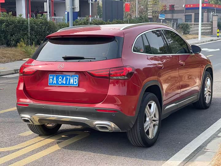 Фото 4 - Mercedes-Benz GLA-Class