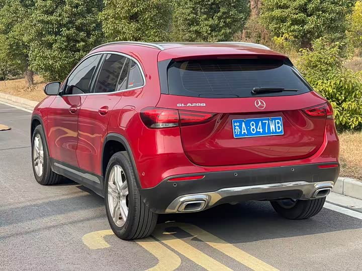 Фото 6 - Mercedes-Benz GLA-Class