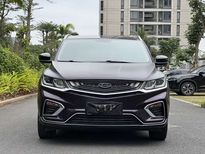 Фото 3 - Geely Coolray