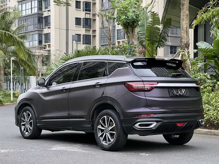 Фото 8 - Geely Coolray