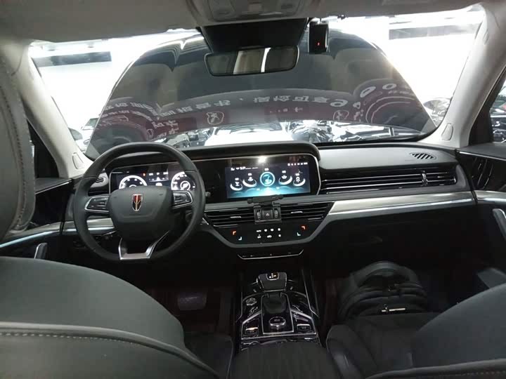 Фото 10 - Hongqi HS5