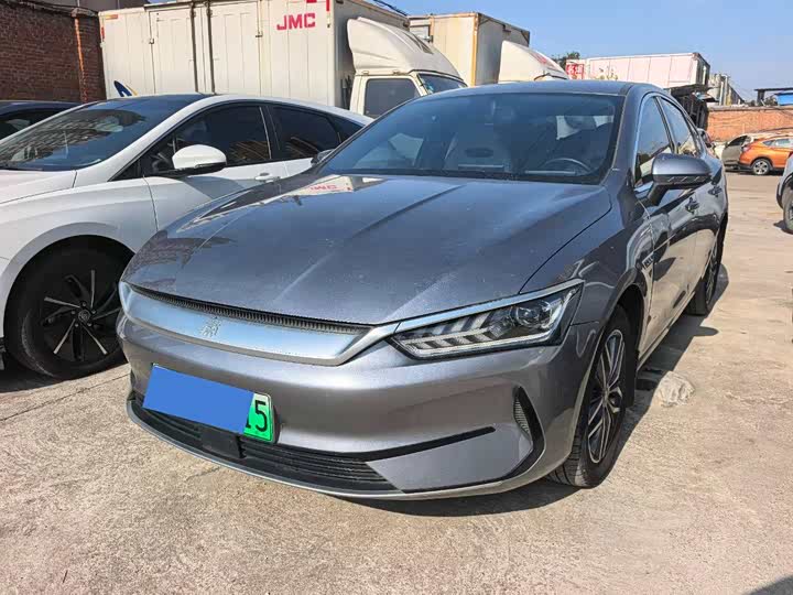 Фото 1 - BYD Qin Plus