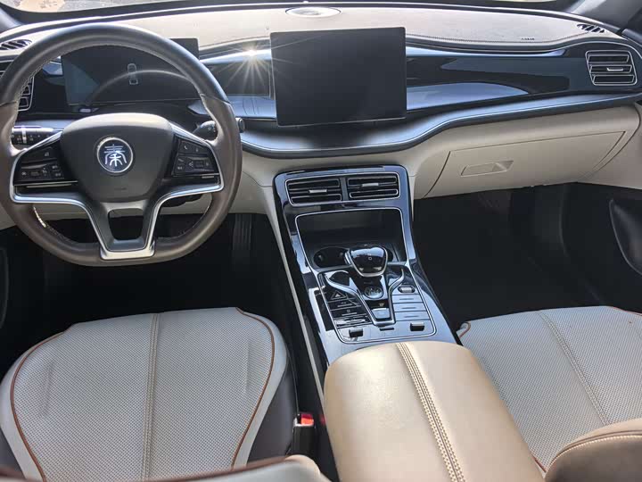 Фото 12 - BYD Qin Plus