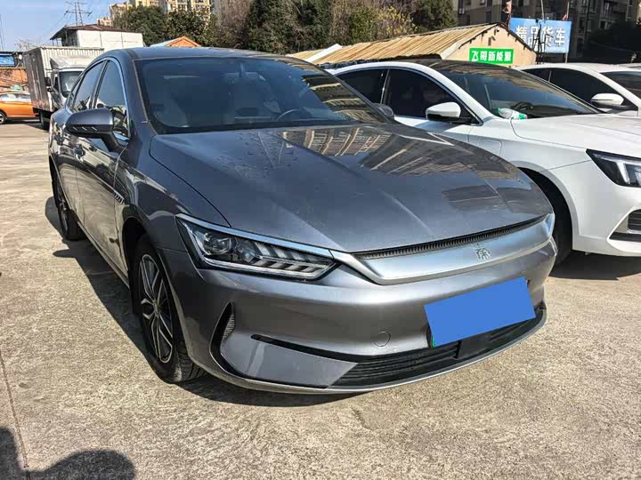 Фото 3 - BYD Qin Plus