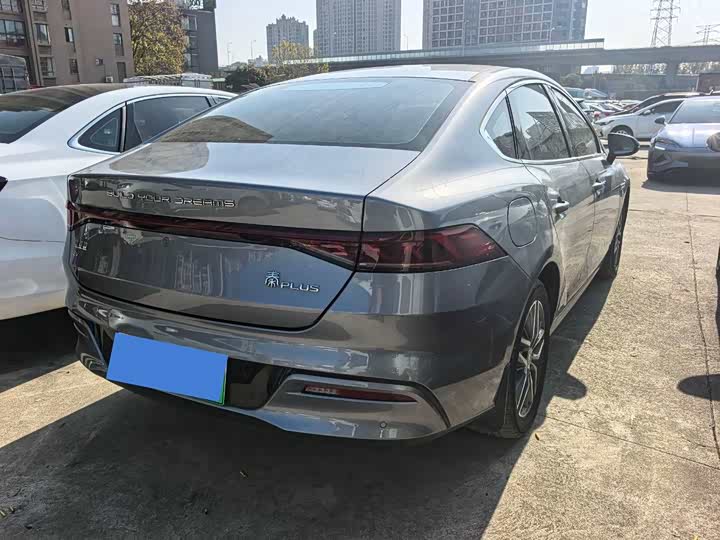 Фото 4 - BYD Qin Plus