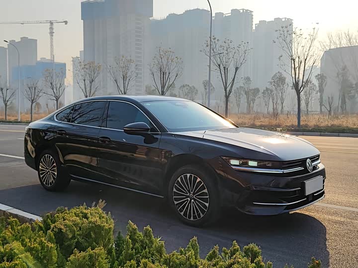 Фото 3 - Volkswagen Magotan