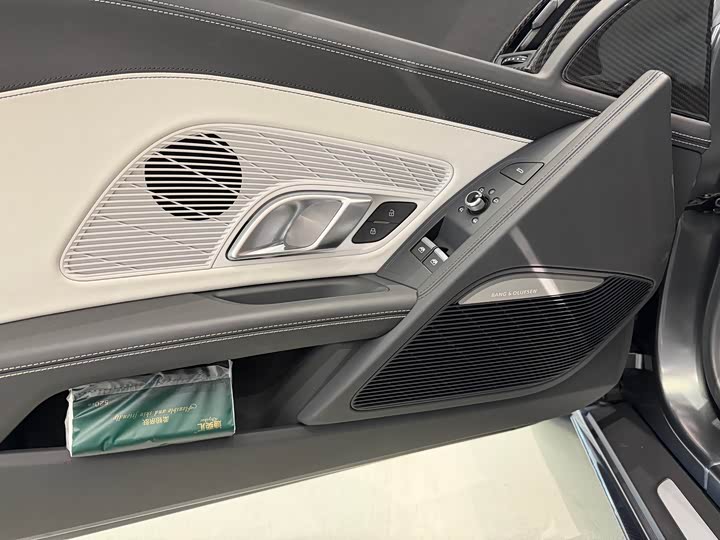 Фото 6 - Audi R8