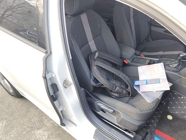 Фото 25 - Volkswagen Lamando L